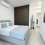 Sunrise Pearl - 2 Min Walk To Sirena Bay Villa