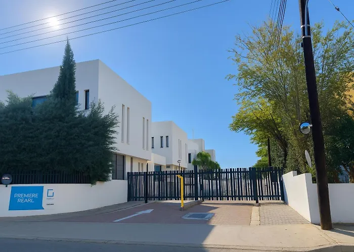 ヴィラ Sunrise Pearl - 2 Min Walk To Sirena Bay *