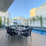 Вилла Sunrise Pearl - 2 Min Walk To Sirena Bay Паралимни