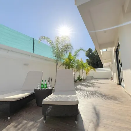 Sunrise Pearl - 2 Min Walk To Sirena Bay *