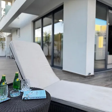 Sunrise Pearl - 2 Min Walk To Sirena Bay Villa *