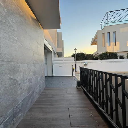 Villa Sunrise Pearl - 2 Min Walk To Sirena Bay *