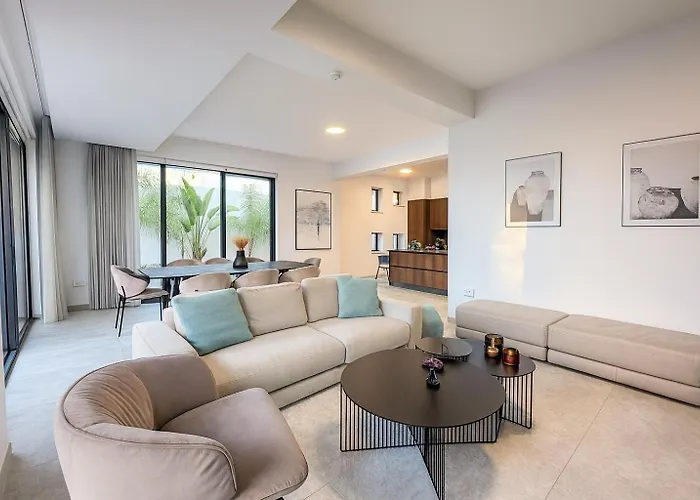 Sunrise Pearl - 2 Min Walk To Sirena Bay