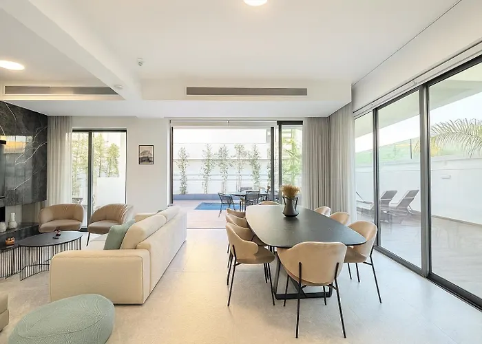 Sunrise Pearl - 2 Min Walk To Sirena Bay *