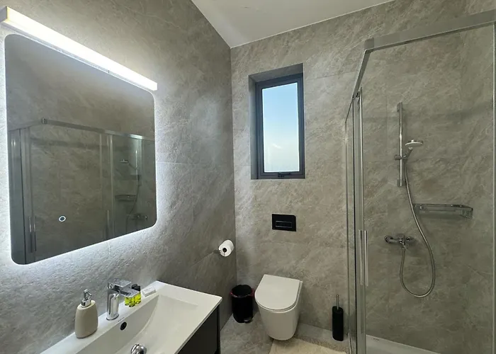 Sunrise Pearl - 2 Min Walk To Sirena Bay * Paralimni