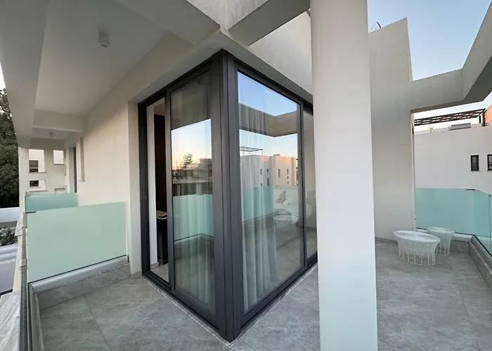 Sunrise Pearl - 2 Min Walk To Sirena Bay * Paralimni